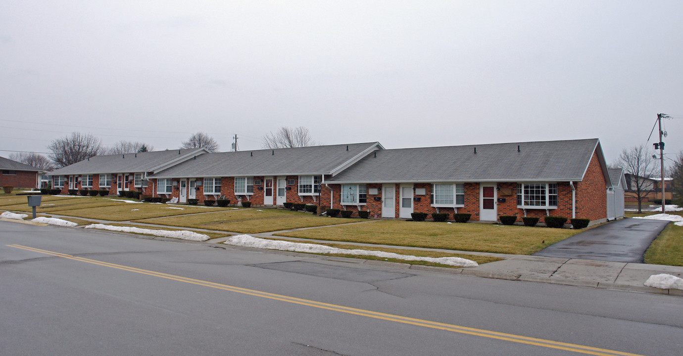 1033-1057 Cheyenne Ave in Springfield, OH - Building Photo