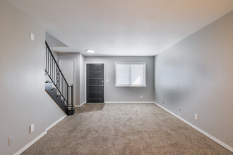 Parke East Townhomes in Wichita, KS - Building Photo - Building Photo