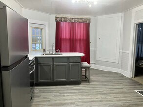 3 N Oak St in Villa Grove, IL - Building Photo - Building Photo