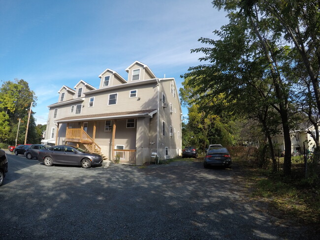 2152 12th St in Troy, NY - Building Photo - Building Photo