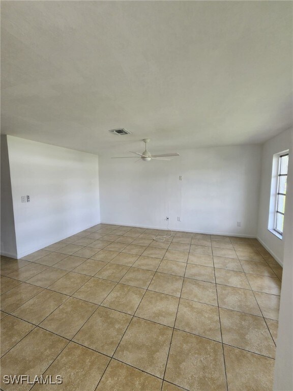 property at 903 SE 23rd Pl