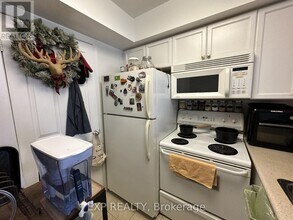30 Harrison Garden Blvd in Toronto, ON - Building Photo - Building Photo