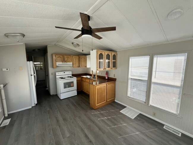 1124 Chicago Bulls St in Avon Park, FL - Building Photo - Building Photo