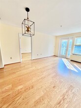 309 Sutton Dr in Mt Kisco, NY - Building Photo - Building Photo