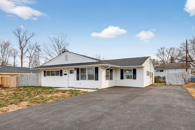 property at 40 Montrose Dr