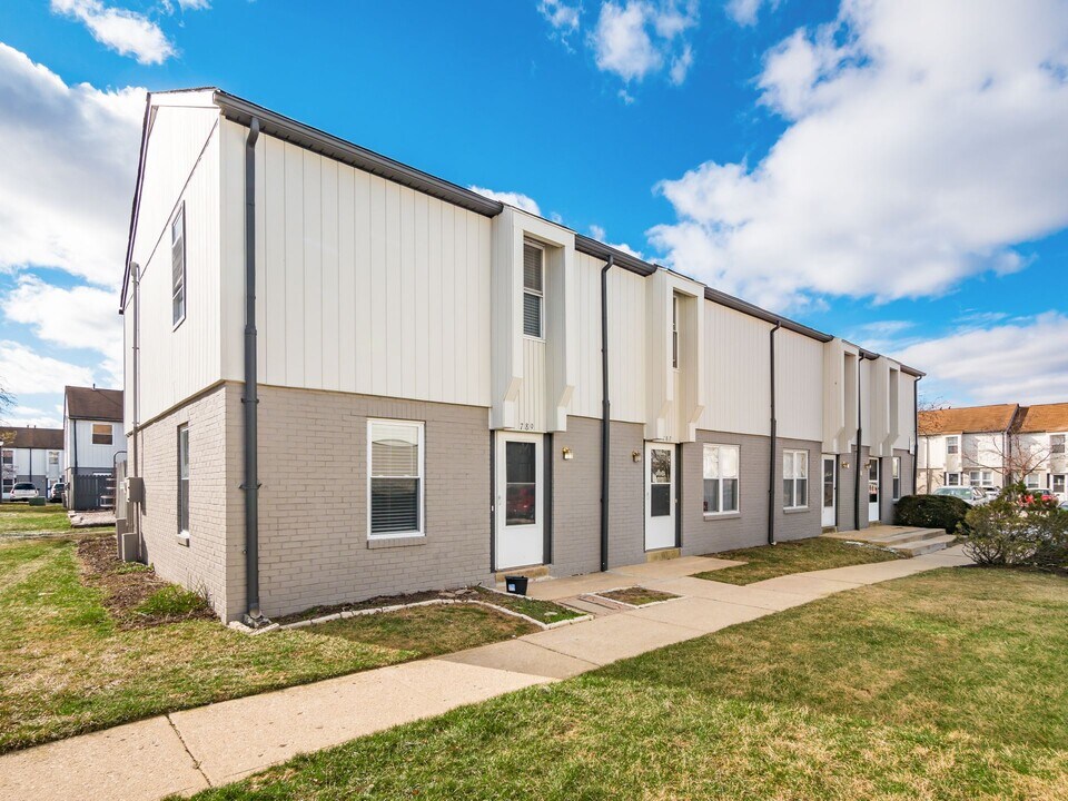 Westchester Apartments in West Jefferson, OH - Foto de edificio