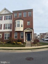 5028 Small Gains Wy in Frederick, MD - Building Photo