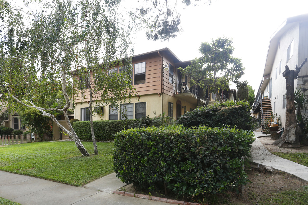 1120 San Rafael Ave in Glendale, CA - Foto de edificio