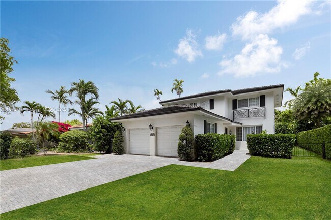 1529 Mercado Ave in Coral Gables, FL - Building Photo - Building Photo
