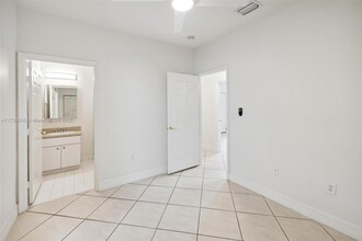 3134 Hibiscus St in Miami, FL - Building Photo - Building Photo