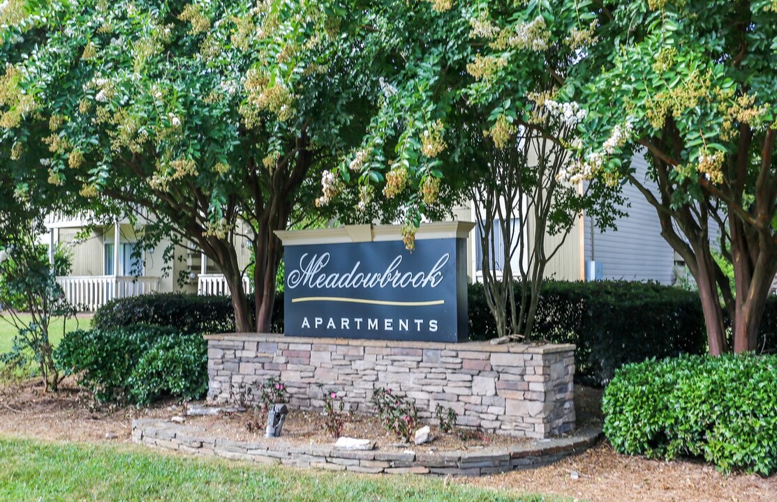 Meadowbrook and Brookridge Apartments in Charlotte, NC - Building Photo