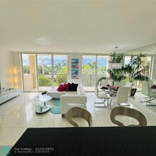 2011 N Ocean Blvd in Fort Lauderdale, FL - Building Photo - Building Photo