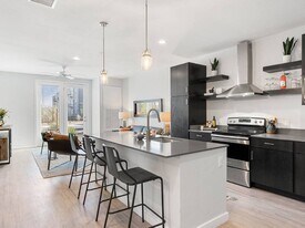 FLATZ 602 in Phoenix, AZ - Building Photo