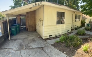 307 E Maryland Dr in Grass Valley, CA - Building Photo - Building Photo
