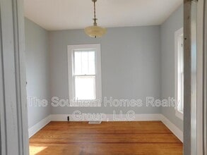 816 9th St in Etowah, TN - Building Photo - Building Photo