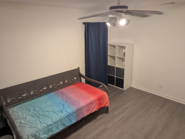 property at 3814 Starhill Dr