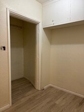 1121 W Base Line St in San Bernardino, CA - Foto de edificio - Building Photo