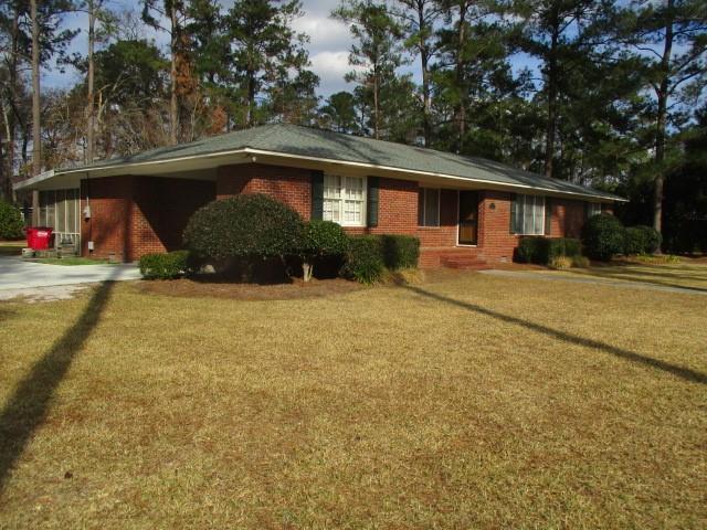 150 Pinehurst Dr in Blackshear, GA - Building Photo