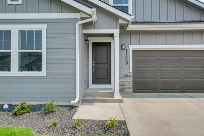 17060 N Quebec Ave in Nampa, ID - Building Photo - Building Photo