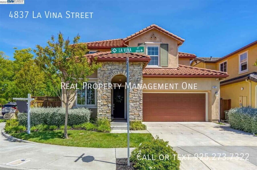 4837 La Vina St in Dublin, CA - Building Photo