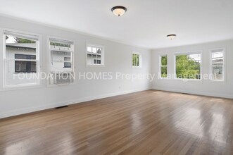 75 Hilarita Ave in Mill Valley, CA - Building Photo - Building Photo