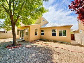 450 Minturn Loop in Rio Rancho, NM - Building Photo - Building Photo
