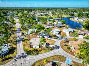19430 Sun Air Ct in North Fort Myers, FL - Building Photo - Building Photo