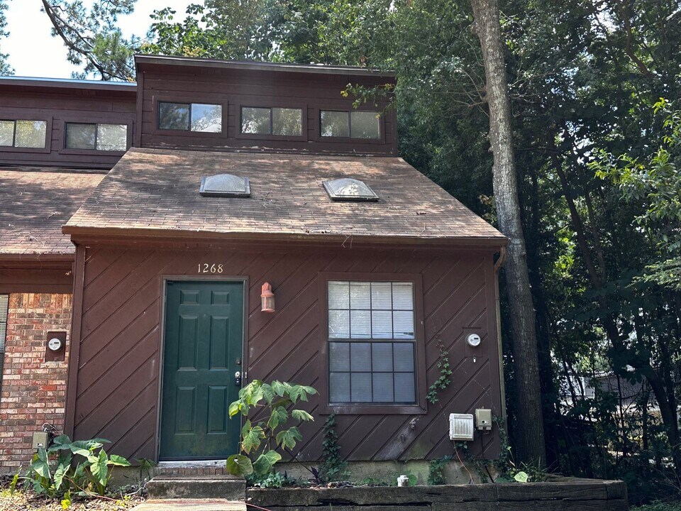 1268 High Rd in Tallahassee, FL - Building Photo