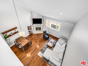 3971 Moore St in Los Angeles, CA - Building Photo - Building Photo