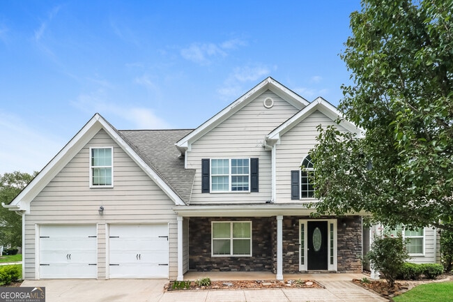 property at 17 Freedom Ct