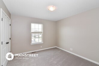 1309 NW High View Dr in Grain Valley, MO - Building Photo - Building Photo