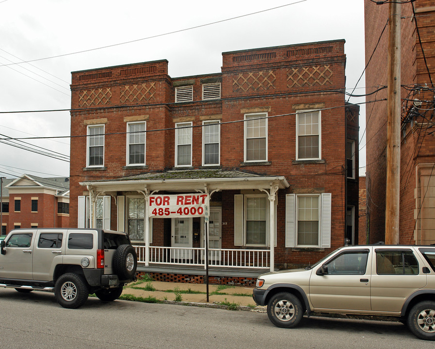 314-312 9th St in Parkersburg, WV - Foto de edificio