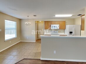 9227 Mare Country in San Antonio, TX - Building Photo - Building Photo