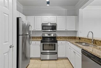 1850 Cotillion Dr in Atlanta, GA - Building Photo - Building Photo