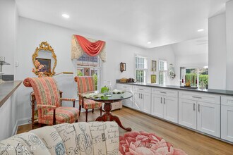 15 Wyckham Rd in Spring Lake, NJ - Building Photo - Building Photo