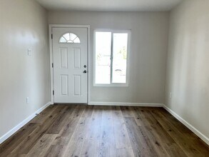 3313 Clairemont Mesa Blvd in San Diego, CA - Building Photo - Building Photo