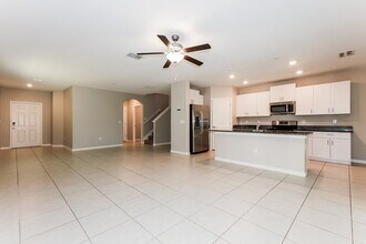 7340 Spring Snowflake Ave, Unit 17 in Palm River-Clair Mel, FL - Building Photo - Building Photo