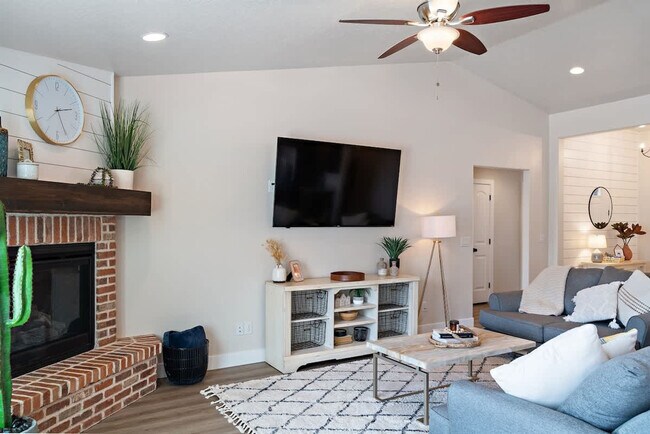 3273 2530 S in Hurricane, UT - Building Photo - Building Photo
