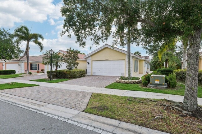 property at 10853 SW Elsinore Dr