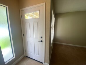4855 Scotch Ct in Carmichael, CA - Foto de edificio - Building Photo