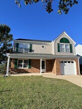 3701 Castlewood Dr in Virginia Beach, VA - Building Photo - Building Photo