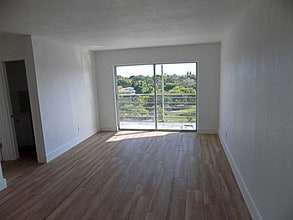 Miami Shores Apartment Homes in Miami, FL - Building Photo - Building Photo