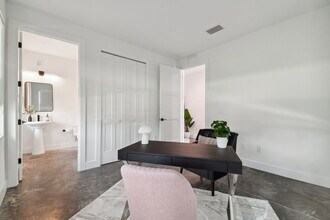 2758 5th Ave S in St. Petersburg, FL - Building Photo - Building Photo