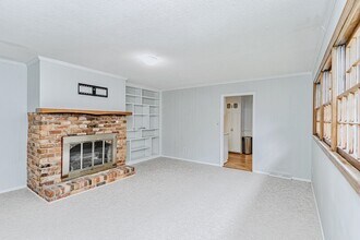 300 Long Forest Cir in Anderson, SC - Building Photo - Building Photo