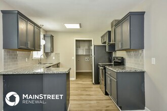 1404 Crockett Ct in Nashville, TN - Foto de edificio - Building Photo