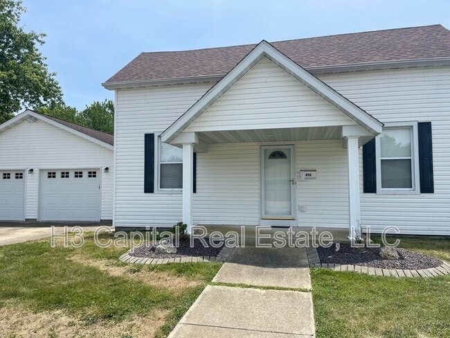 property at 416 S 5th St