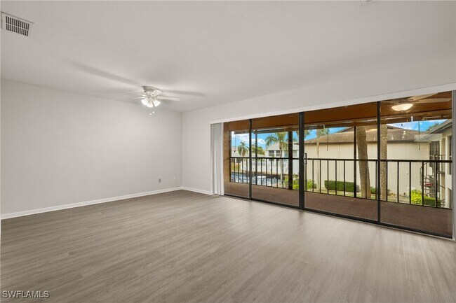 property at 3935 Country Club Blvd