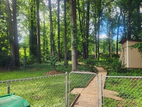 4038 Briarglade Way in Doraville, GA - Building Photo - Building Photo