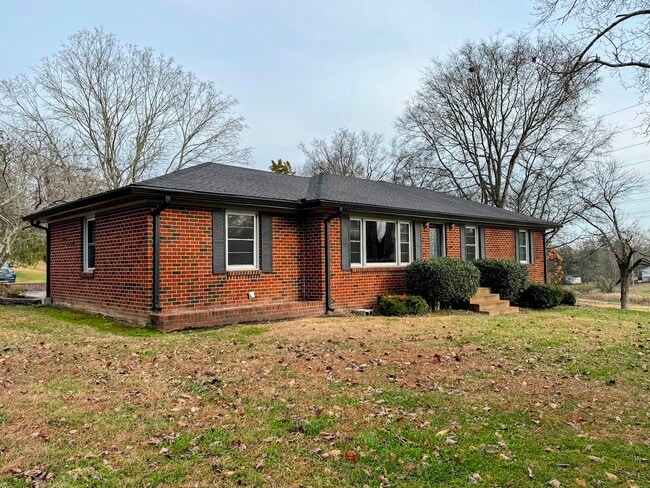 11 Cooks Rd in Mount Juliet, TN - Building Photo - Building Photo