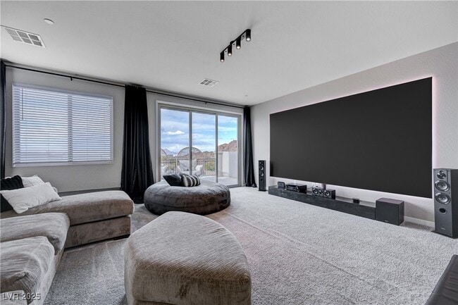 property at 746 Horizon Canyon Dr